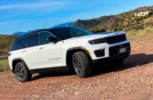 Jeep Grand Cherokee 2023 - Prova su strada