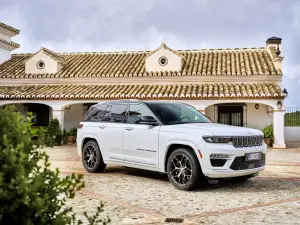 Jeep Grand Cherokee 2023 - Prova su strada