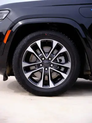 Jeep Grand Cherokee 2023 - Prova su strada