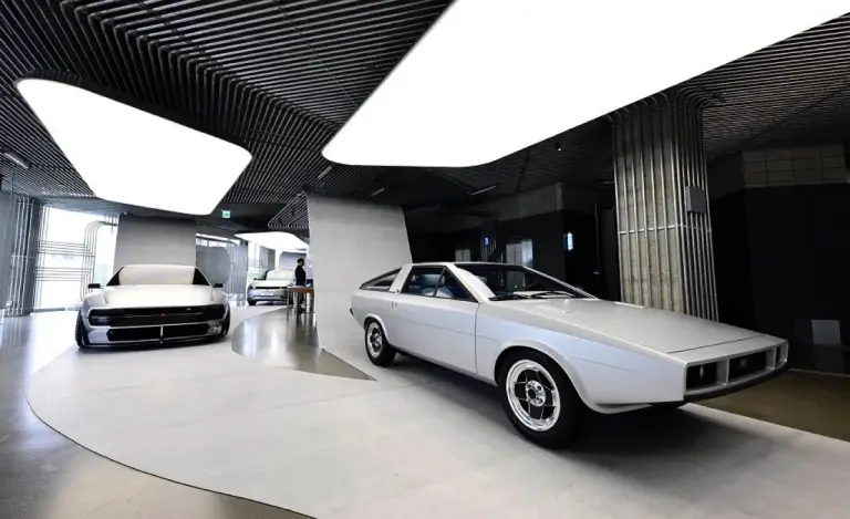 Hyundai Pony timeless - 5