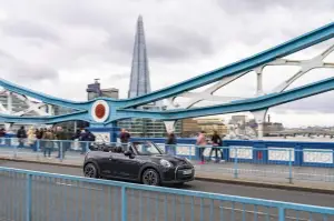 Mini Cooper SE Cabrio Londra