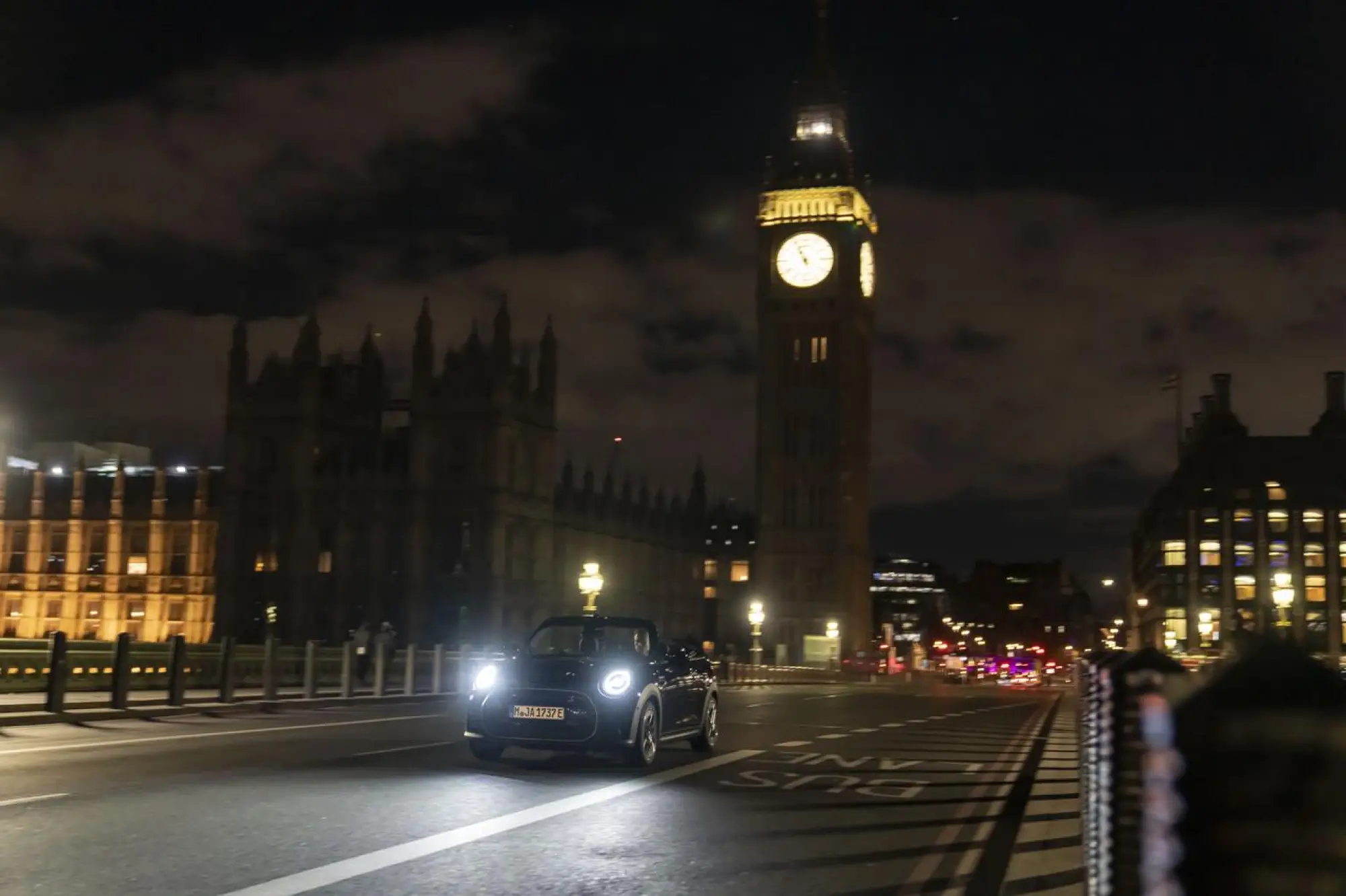 Mini Cooper SE Cabrio Londra - 57