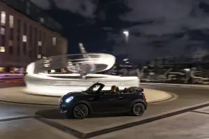 Mini Cooper SE Cabrio Londra - 52