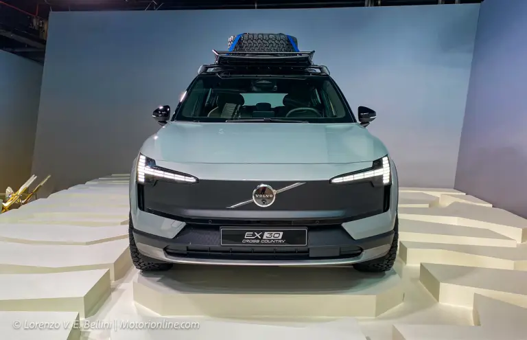 Volvo EX30 - Foto dal vivo - 1