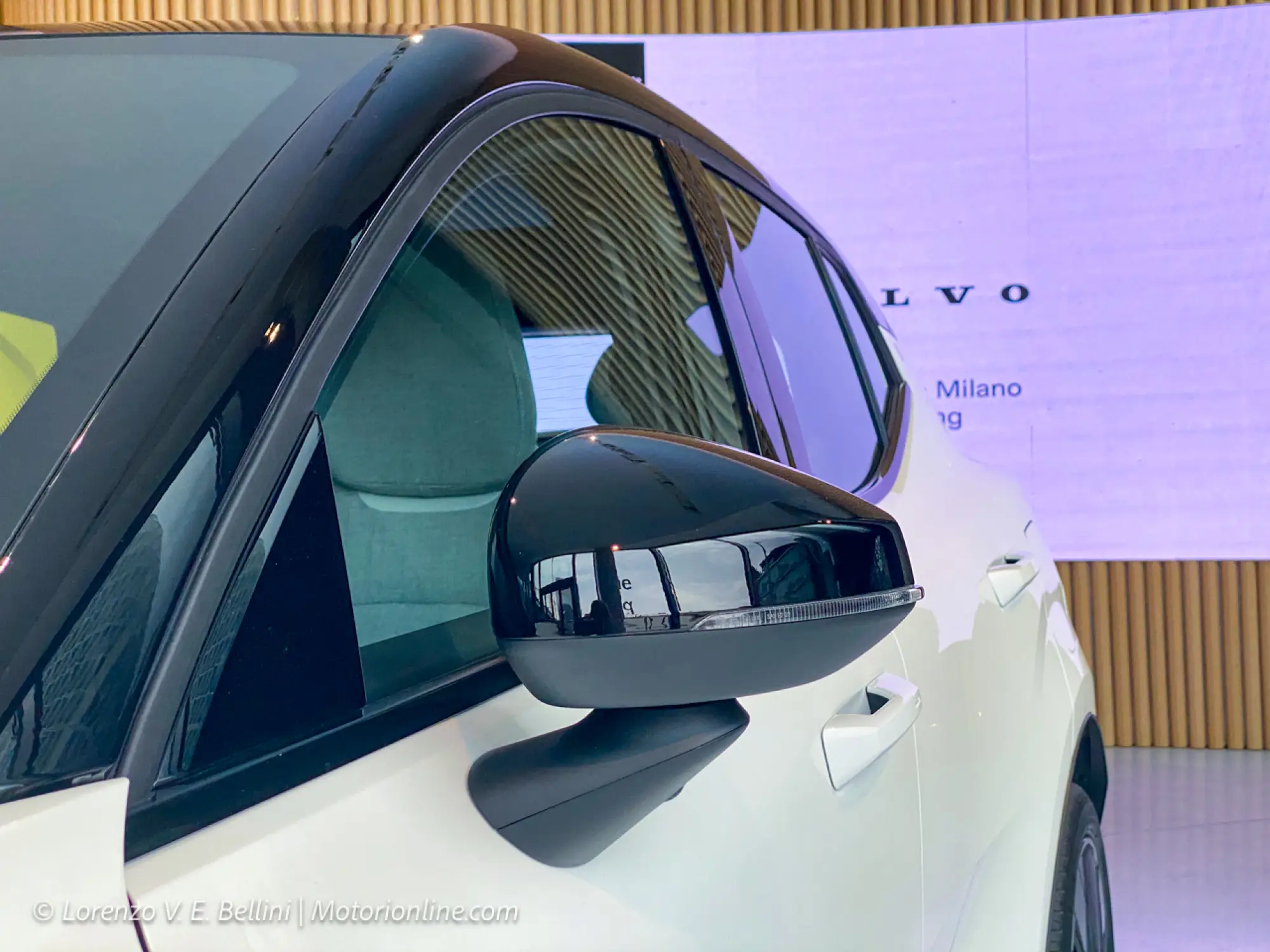Volvo EX30 - Foto dal vivo - 7