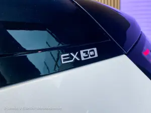 Volvo EX30 - Foto dal vivo - 11