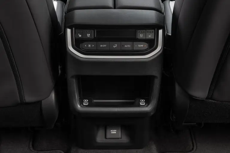 Lexus TX 2024 - 30