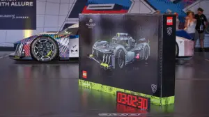 Peugeot 9X8 LEGO Technic 1:1 - 2