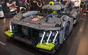 Peugeot 9X8 LEGO Technic 1:1 - 8