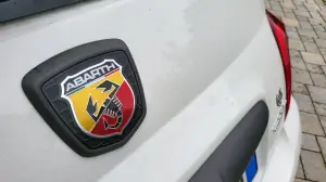 Abarth 695 Competizione 2023: come va - 6