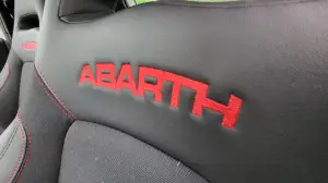 Abarth 695 Competizione 2023: come va