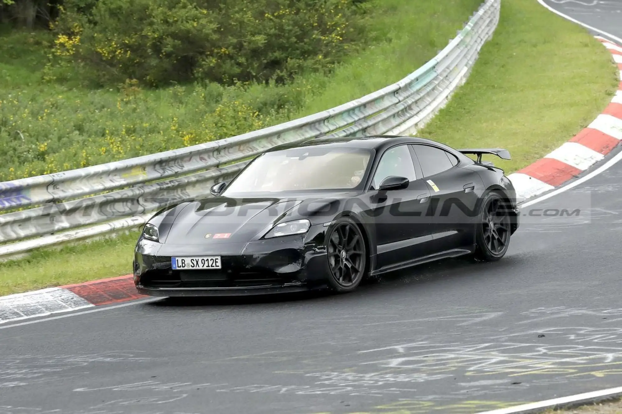 Porsche Taycan GT - Foto Spia 13-06-2023 - 7