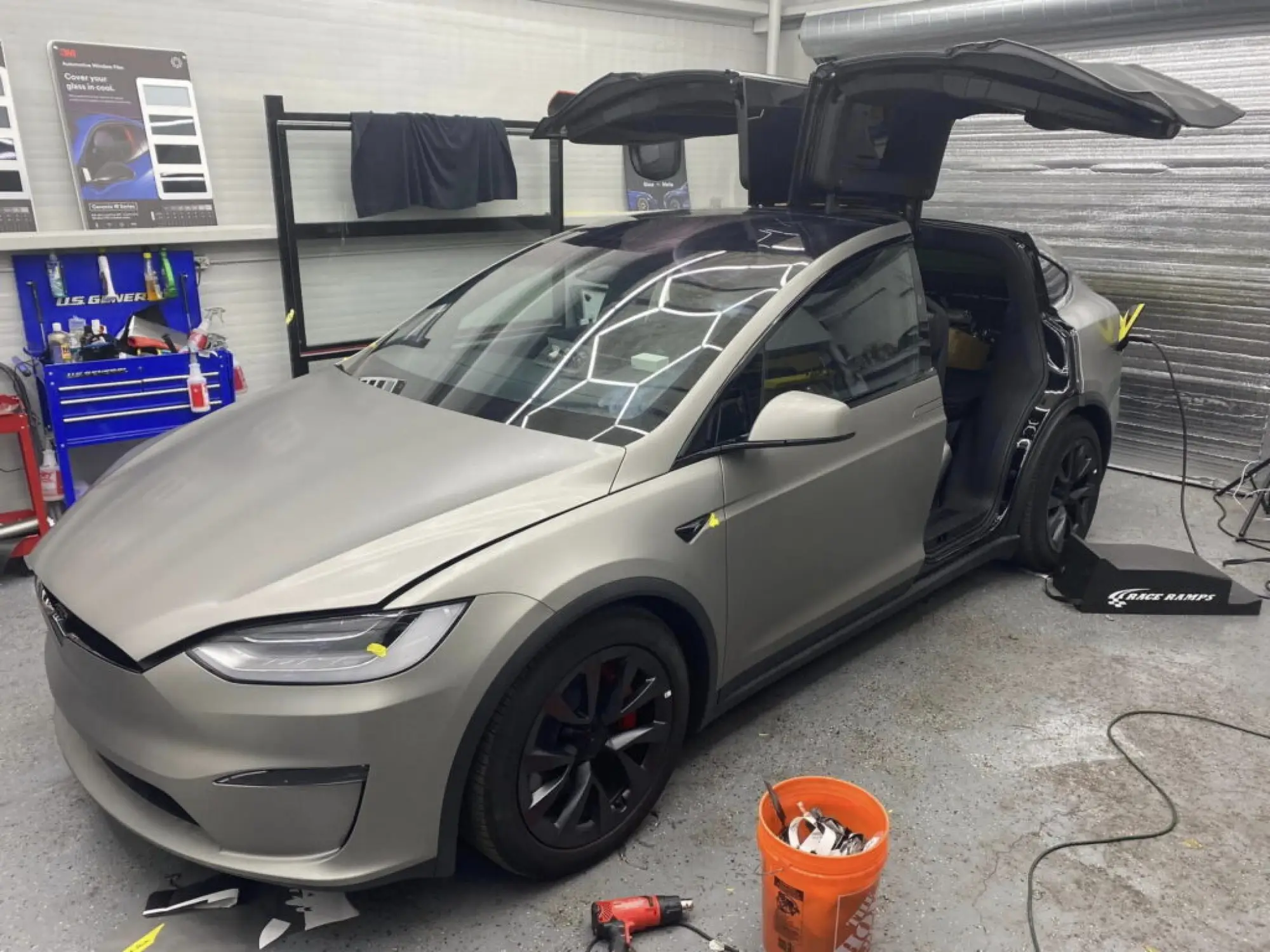 Tesla Model X - Tuning macchina del tempo - 8