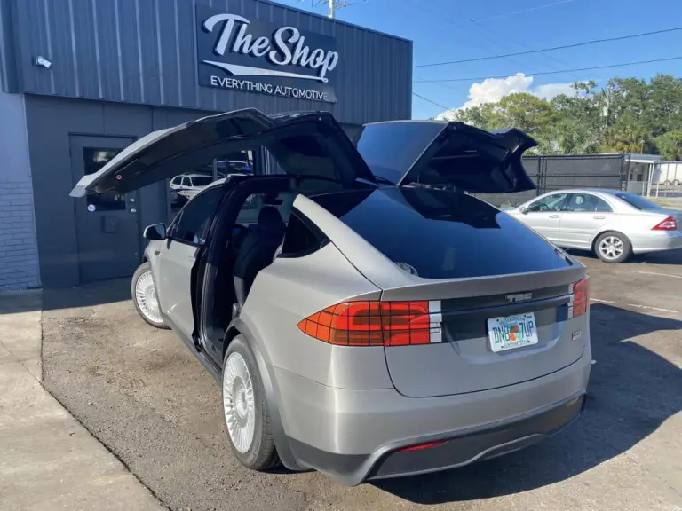 Tesla Model X - Tuning macchina del tempo - 5