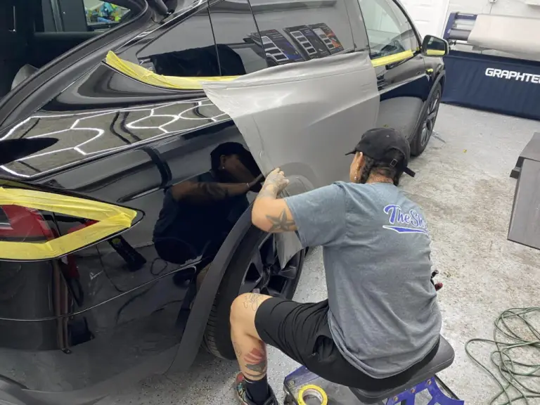 Tesla Model X - Tuning macchina del tempo - 4