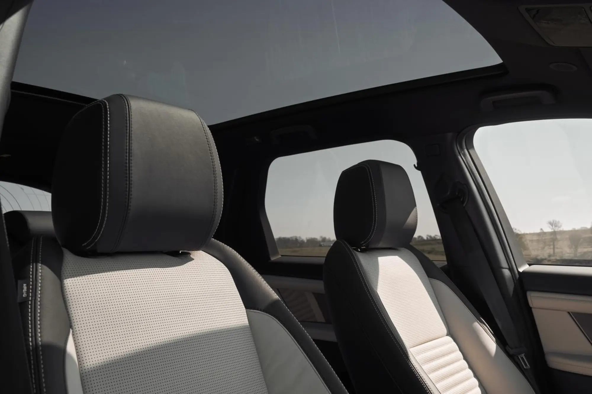 Land Rover Discovery Sport 2024 - 30