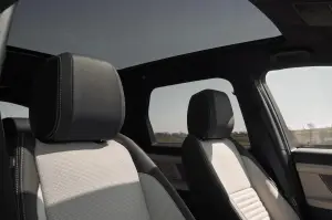 Land Rover Discovery Sport 2024 - 30