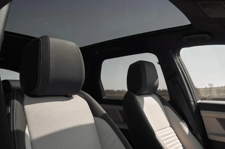 Land Rover Discovery Sport 2024 - 30