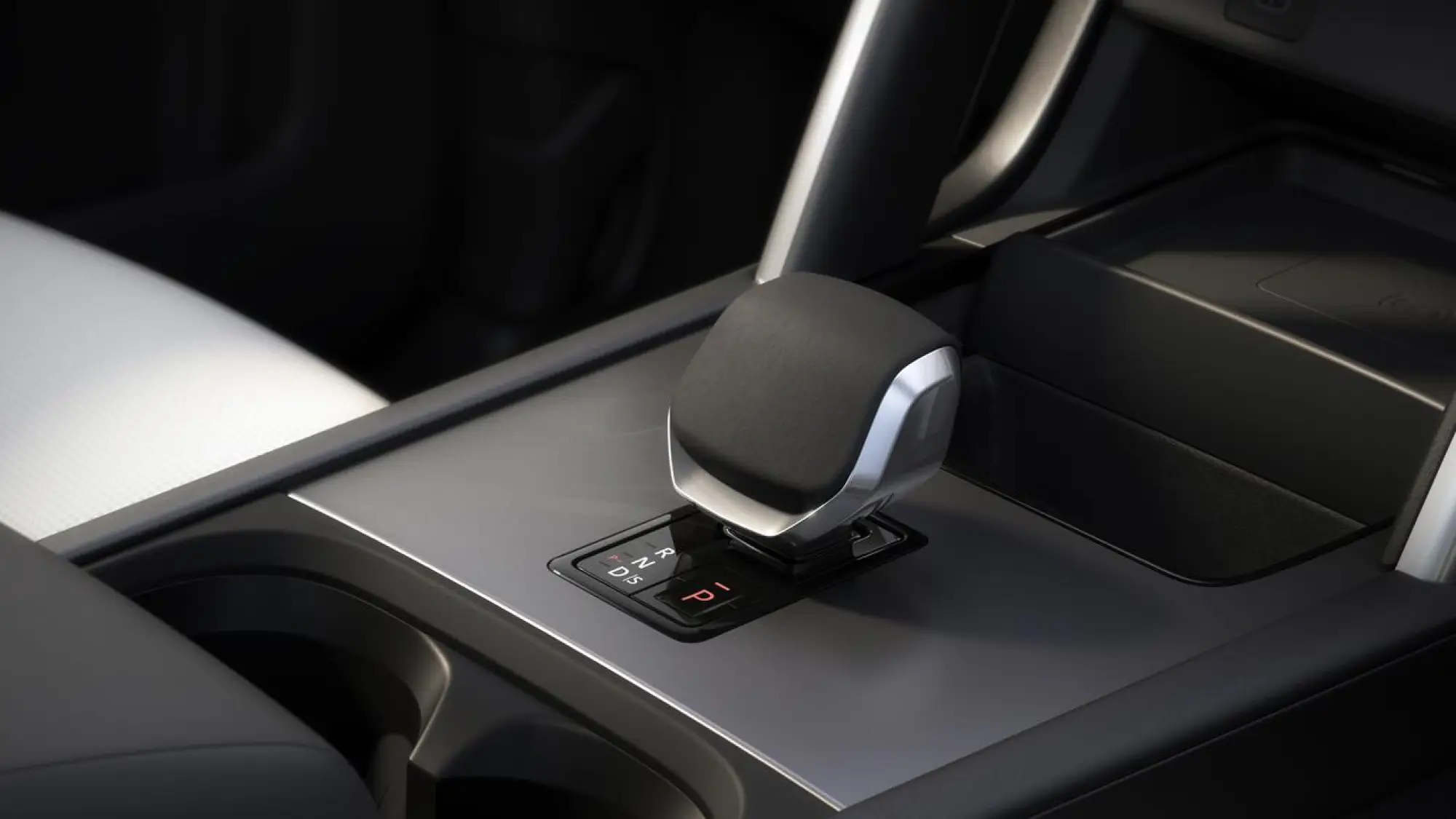 Land Rover Discovery Sport 2024 - 35