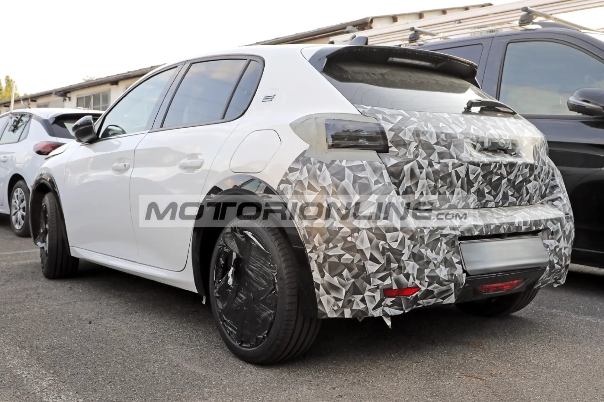 Peugeot 208 - Foto spia 21-6-2023 - 6