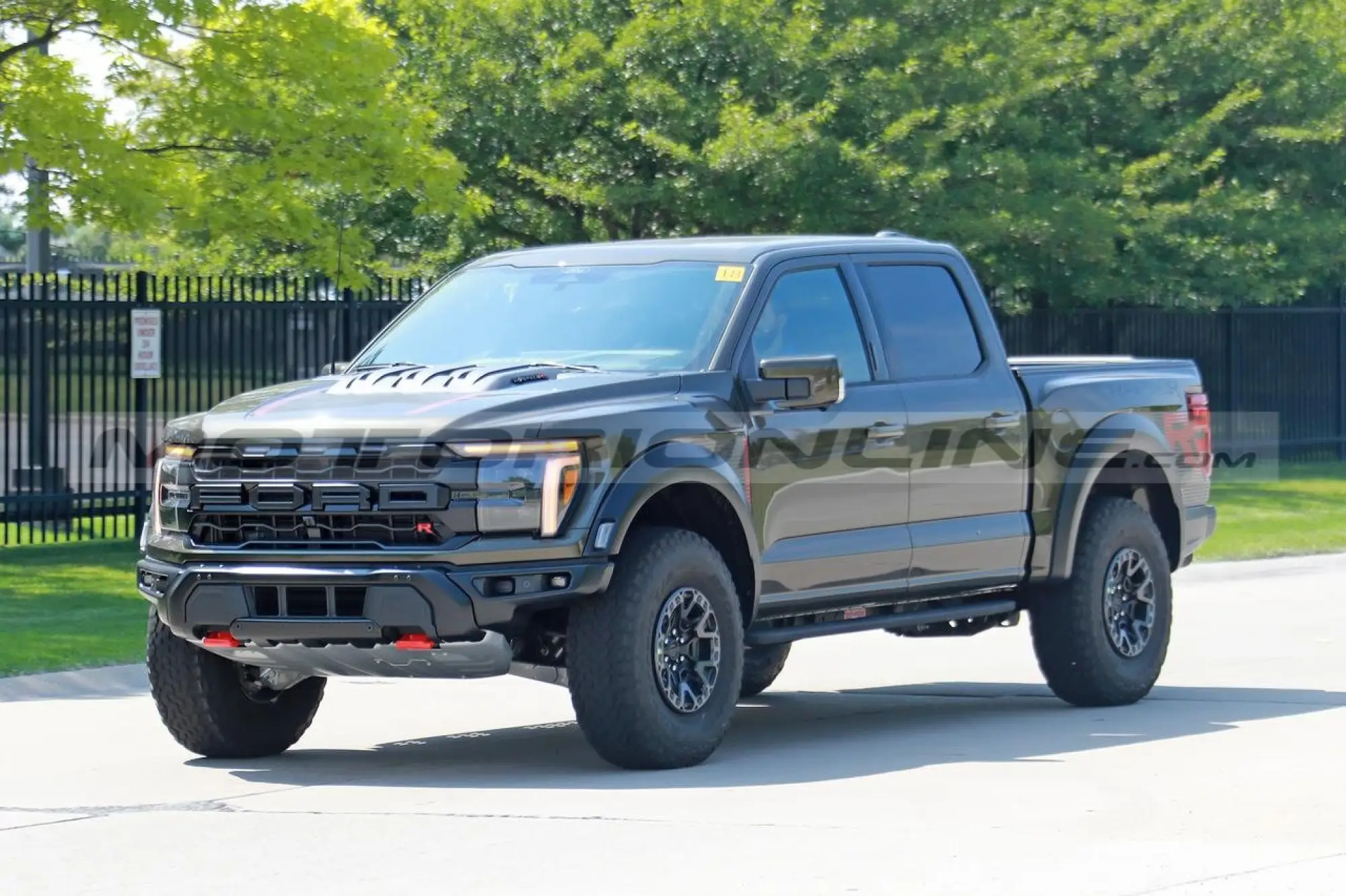Ford F-150 Raptor R 2024 - Foto Spia 22-06-2023 - 4