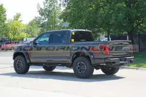 Ford F-150 Raptor R 2024 - Foto Spia 22-06-2023 - 5