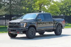 Ford F-150 Raptor R 2024 - Foto Spia 22-06-2023 - 14