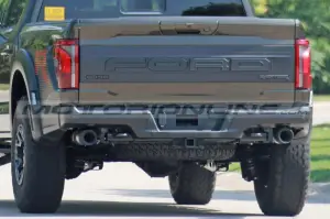 Ford F-150 Raptor R 2024 - Foto Spia 22-06-2023 - 11