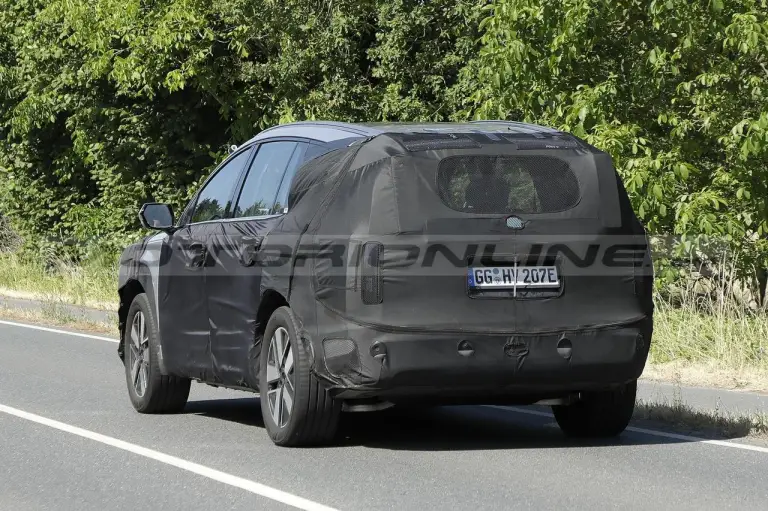Hyundai Ioniq 7 - Foto Spia 23-06-2023 - 22