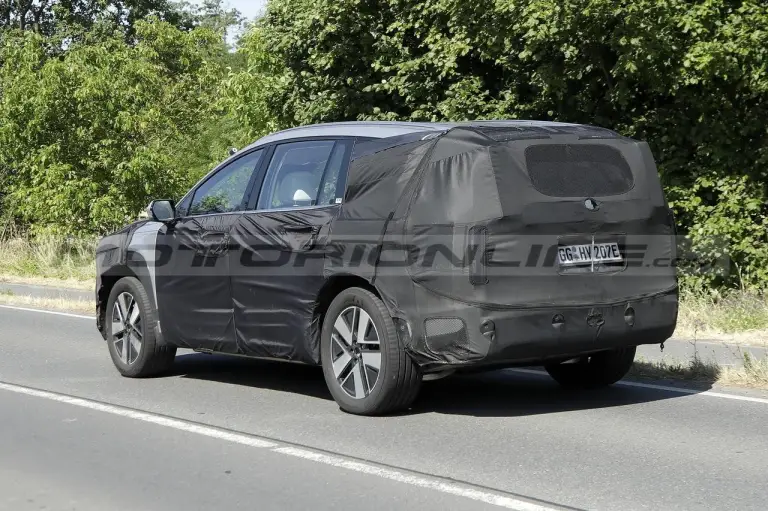 Hyundai Ioniq 7 - Foto Spia 23-06-2023 - 20
