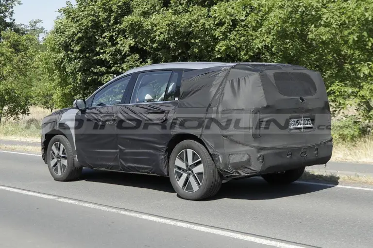 Hyundai Ioniq 7 - Foto Spia 23-06-2023 - 18