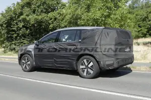 Hyundai Ioniq 7 - Foto Spia 23-06-2023