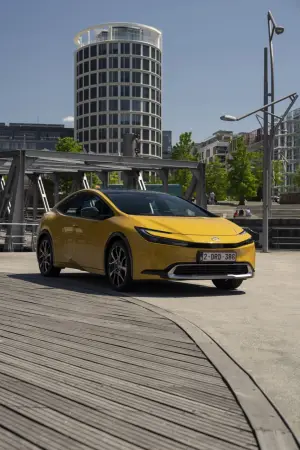 Toyota Prius Plug-in 2023 - Foto ufficiali