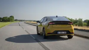 Toyota Prius Plug-in 2023 - Foto ufficiali