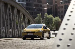 Toyota Prius Plug-in 2023 - Foto ufficiali