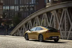 Toyota Prius Plug-in 2023 - Foto ufficiali