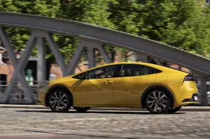 Toyota Prius Plug-in 2023 - Foto ufficiali