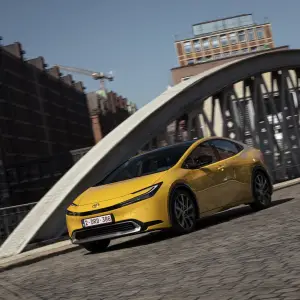 Toyota Prius Plug-in 2023 - Foto ufficiali