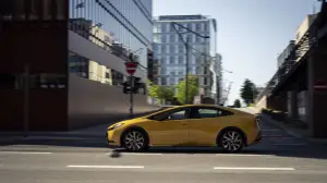 Toyota Prius Plug-in 2023 - Foto ufficiali