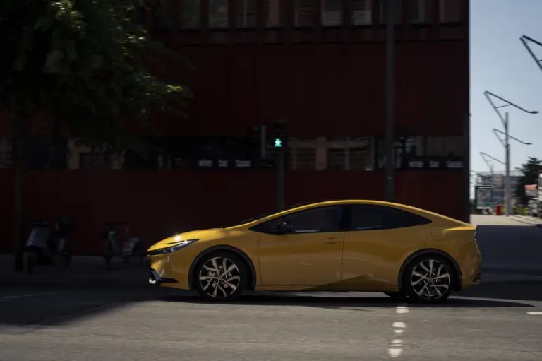 Toyota Prius Plug-in 2023 - Foto ufficiali - 51