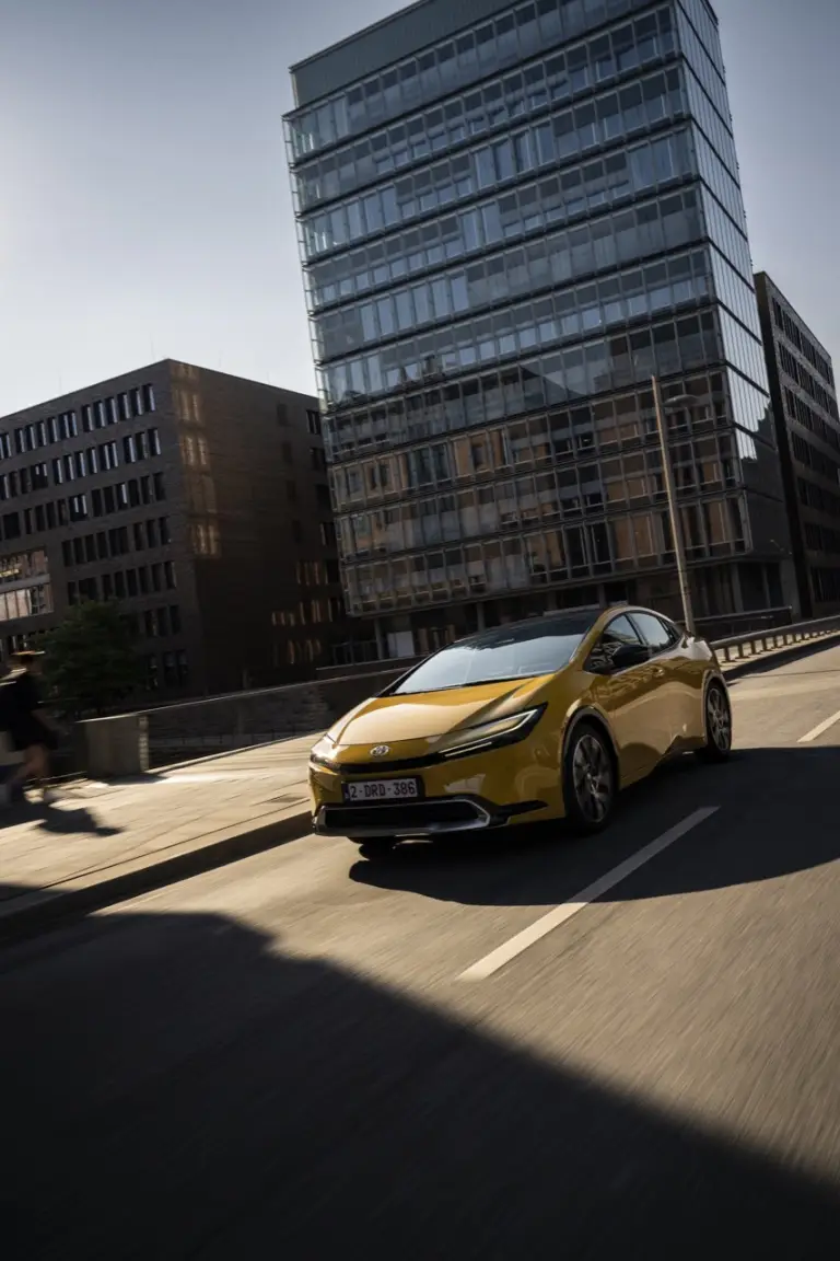 Toyota Prius Plug-in 2023 - Foto ufficiali - 59