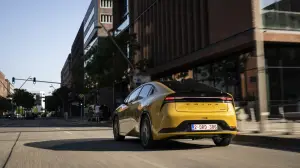 Toyota Prius Plug-in 2023 - Foto ufficiali