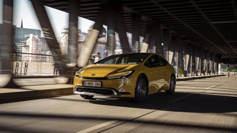 Toyota Prius Plug-in 2023 - Foto ufficiali - 63