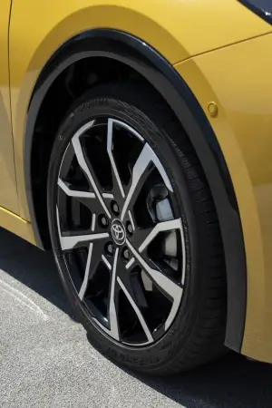 Toyota Prius Plug-in 2023 - Foto ufficiali
