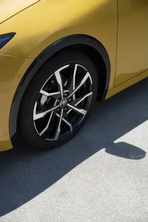 Toyota Prius Plug-in 2023 - Foto ufficiali