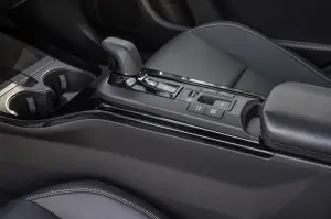 Toyota Prius Plug-in 2023 - Foto ufficiali