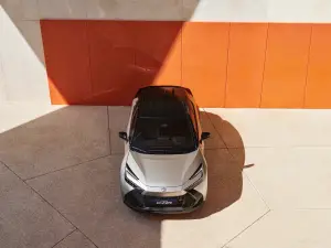 Toyota C-HR 2023 - Foto ufficiali - 4