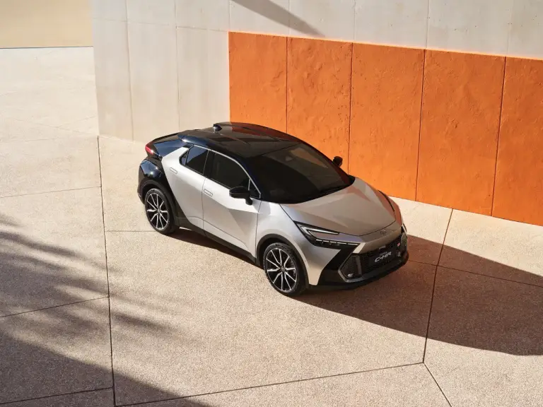 Toyota C-HR 2023 - Foto ufficiali - 6