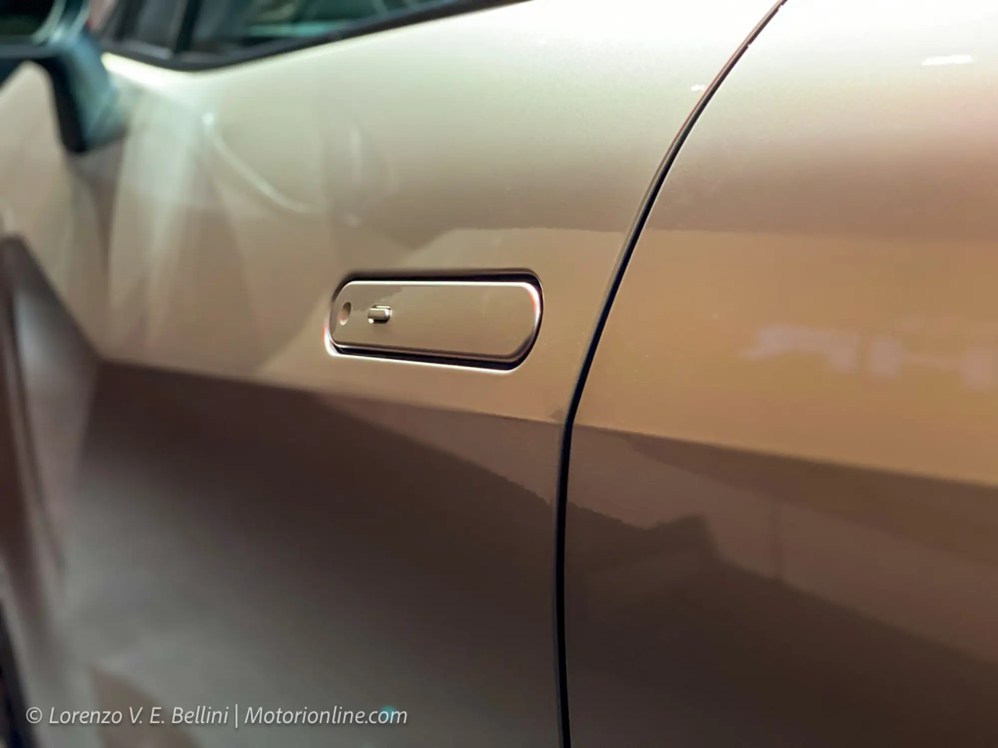 Toyota C-HR 2023 - Foto dal vivo - 15