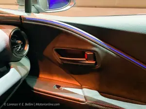 Toyota C-HR 2023 - Foto dal vivo